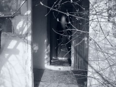 Yaşayan Kadınlar / Melis Batır - Zaman 